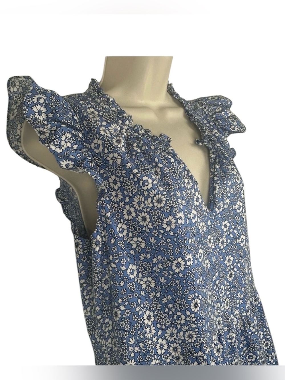 J. Crew blue and white floral v-neck ruffle sleeve cotton maxi dress, XL - Picture 7 of 11